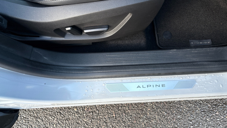 Renault Symbioz 1.6 E-Tech FHEV 145 Techno Esprit Alpine 5dr Auto Hybrid Estate